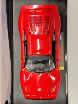 Set van twee Ferrari GTO schaalmodellen 1:18 Hot Wheels Elite – foto 9 – kavel bij De Kringwinkel, Gent