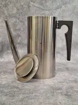 Iconische Koffieset - Deense Stelton Cylinda-Line - Design Arne Jacobsen (RVS) – foto 4 – kavel bij De Kringwinkel, Gent