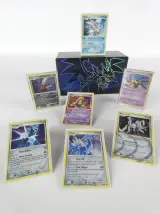 Pokémon Holo kaarten met bewaardoos Mega Evolution Phantasmal Flames – kavel bij De Kringwinkel, Heverlee