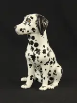 Italiaans keramisch beeld van een dalmatiër - handbeschilderd - 31,5 cm – foto 2 – kavel bij De Kringwinkel, Antwerpen