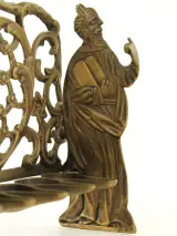 Antieke messing Chanoekalamp - Judaica - Mozes & Aäron - Praag/Bohemen - vermoedelijk 19e eeuw – foto 8 – kavel bij De Kringwinkel, Antwerpen