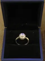 Sterling zilveren ring met heldere steen – foto 2 – kavel bij De Kringwinkel, Antwerpen