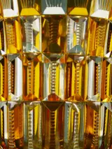 Amberkleurige kristallen Art Deco vaas – foto 7 – kavel bij De Kringwinkel, Antwerpen