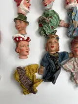 Partij Vintage Handpoppen (Gips) – Antiek Poppenkast – foto 2 – kavel bij De Kringwinkel, Gent