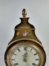 Palais Royal tafelklok met mechanisch uurwerk en handbeschilderde bloemen – foto 4 – kavel bij De Kringwinkel, Turnhout