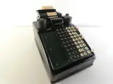 Vintage mechanische rekenmachine/telmachine van Burroughs – kavel bij De Kringwinkel, Heverlee