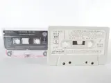 Unieke Beatles Cassette-Set – foto 3 – kavel bij De Kringwinkel, Heverlee