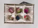 Set van 6 vintage glazen Ajeco kerstballen – foto 2 – kavel bij De Kringwinkel, Heverlee