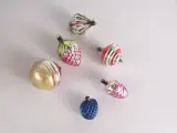 Set van 6 vintage glazen Ajeco kerstballen – foto 3 – kavel bij De Kringwinkel, Heverlee