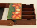 Vintage sieradendoos met bloemmotief – foto 6 – kavel bij De Kringwinkel, Antwerpen
