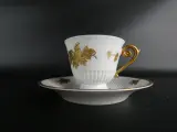 Porseleinen servies met gouden bloemenmotief, Langenthal Suisse – foto 7 – kavel bij De Kringwinkel, Heverlee