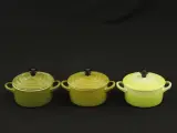 Le Creuset set van 7 cocottes en 2 tasjes – foto 5 – kavel bij De Kringwinkel, Antwerpen