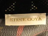 Stine Goya - kleurrijk bombervestje met artistieke print - Deens – foto 7 – kavel bij De Kringwinkel, Antwerpen