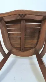 Set van vier koloniale houten stoelen uit Indonesië – foto 8 – kavel bij De Kringwinkel, Turnhout