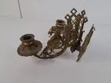 Antieke messing (of bronzen) piano- of wandkandelaar met twee armen – foto 4 – kavel bij De Kringwinkel, Waardamme