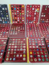 Collectie champagne en cavacapsules – foto 4 – kavel bij De Kringwinkel, Waardamme