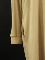 Marie Méro beige sweaterjurk in suedelook – foto 4 – kavel bij De Kringwinkel, Antwerpen