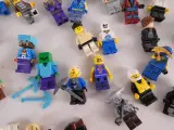 Set van diverse LEGO minifiguren – foto 4 – kavel bij De Kringwinkel, Heverlee