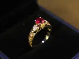 Vergulde sterling zilveren ring met robijn - Gem Stone King – foto 2 – kavel bij De Kringwinkel, Antwerpen