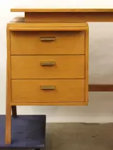 Vintage Mid-Century bureau met ingelegde Spaanse tegels – Jaren 60/70 – foto 3 – kavel bij De Kringwinkel, Antwerpen
