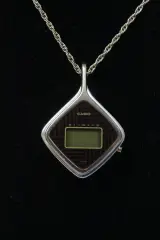 Vintage Casio digitale kettinghorloge – foto 3 – kavel bij De Kringwinkel, Brecht