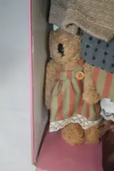 Handgemaakte porseleinen verzamelaarspop - Adélie Creation Paris – foto 5 – kavel bij De Kringwinkel, Brecht