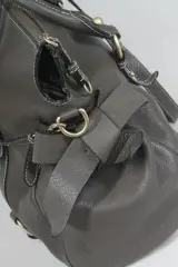 Authentieke Miu Miu Vitello Lux Bow Bag – foto 4 – kavel bij De Kringwinkel, Brecht