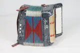 Vintage Hero speelgoedaccordeon – kavel bij De Kringwinkel, Brecht