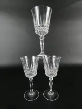 45 kristallen wijnglazen met geslepen decoratie – foto 10 – kavel bij De Kringwinkel, Heverlee