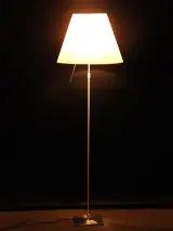 D13 Costanza staande lamp – Paolo Rizzatto voor Luceplan – foto 9 – kavel bij De Kringwinkel, Antwerpen