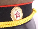 Sovjet militaire ceremoniële pet (Pilotka/Peaked Cap) – foto 5 – kavel bij De Kringwinkel, Heverlee