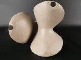 Abstracte keramische sculptuur in beige tinten – foto 8 – kavel bij De Kringwinkel, Heverlee