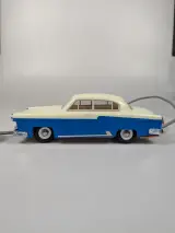 Vintage elektrisch speelgoedautootje met afstandsbediening – jaren ’60/’70 – foto 5 – kavel bij De Kringwinkel, Sint-Niklaas