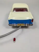 Vintage elektrisch speelgoedautootje met afstandsbediening – jaren ’60/’70 – foto 8 – kavel bij De Kringwinkel, Sint-Niklaas