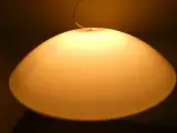 UFO-vormige Hanglamp Kartell met oranje neonbuis – foto 4 – kavel bij De Kringwinkel, Heverlee