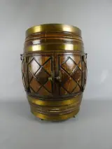 Houten Vatbar – kavel bij De Kringwinkel, Diest