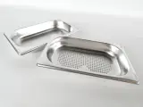 Neff stoomoven accessoires set met bakplaten en roosters – foto 6 – kavel bij De Kringwinkel, Heverlee