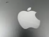 Apple MacBook Air 11,6" A1465 (EMC 2631) Laptop – foto 7 – kavel bij De Kringwinkel, Heverlee
