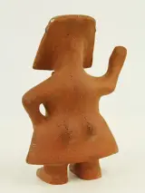 Set van 3 Mexicaanse terracotta figuren - precolumbiaans geïnspireerde stijl – foto 4 – kavel bij De Kringwinkel, Antwerpen