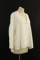 Sandro damesblouse in ivoorwit (EU 40 (M/L) – foto 2 – kavel bij De Kringwinkel, Antwerpen