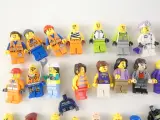 Grote gemengde partij LEGO-minifiguren – foto 2 – kavel bij De Kringwinkel, Heverlee