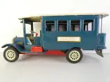 Set van 2 vintage speelgoedvoertuigen in oldtimerstijl – foto 4 – kavel bij De Kringwinkel, Heverlee