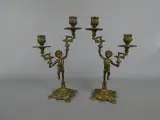 Brazen Putti Kandelaars – kavel bij De Kringwinkel, Diest