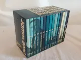Collectie James Bond boeken in doos – kavel bij De Kringwinkel, Oudenaarde