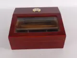 Houten sigarenbevochtiger (humidor) – foto 2 – kavel bij De Kringwinkel, Heverlee