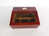 Houten sigarenbevochtiger (humidor) – foto 3 – kavel bij De Kringwinkel, Heverlee