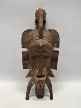Set van twee handgesneden houten wandmaskers uit Afrika en Mexico – foto 2 – kavel bij De Kringwinkel, Gent