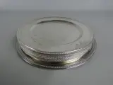 Set verzilverde dinerborden – kavel bij De Kringwinkel, Diest