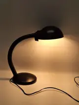 Vintage Massive bureaulamp – Belgische retro designklassieker in mat zwart – foto 4 – kavel bij De Kringwinkel, Gent