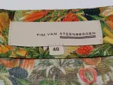 Elegante jurk met tropische en botanische print - Tim Van Steenbergen – foto 9 – kavel bij De Kringwinkel, Gent